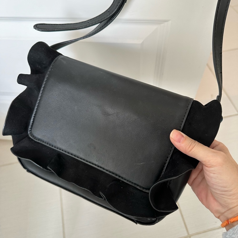 ✨Nine West Black Crossbody Bag